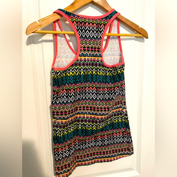 Tank top - Picture 2 of 4